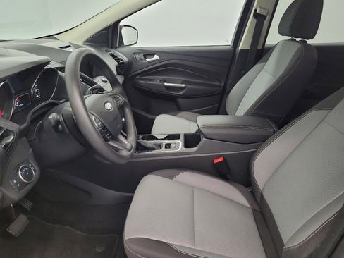 Used 2017 Ford Escape SE w/ Equipment Group 201A FWD image 17