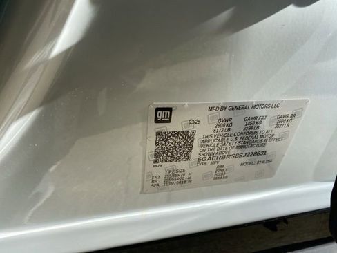 Used 2025 Buick Enclave Sport Touring image 30