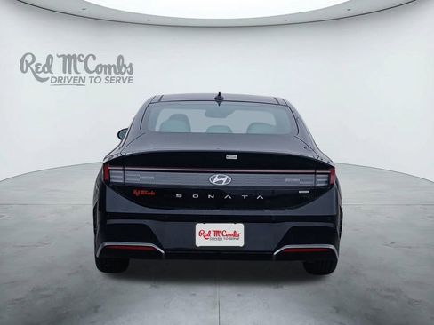 New 2025 Hyundai Sonata Limited FWD image 4