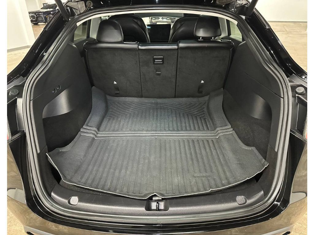 Used 2021 Tesla Model Y Long Range AWD/4WD image 15
