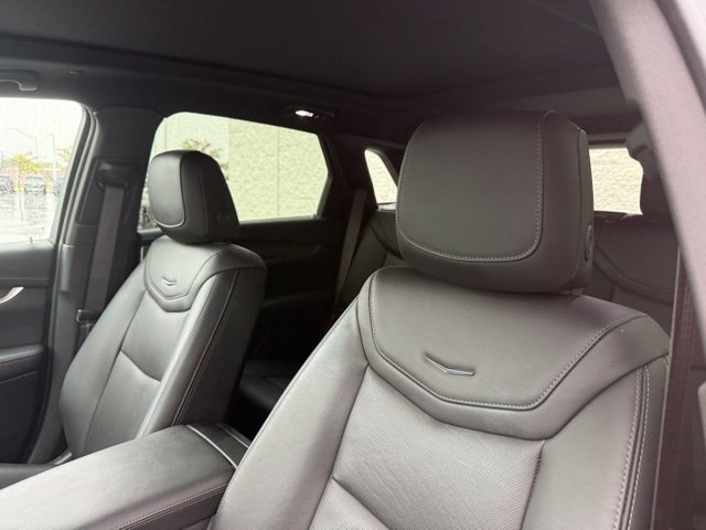 Used 2024 Cadillac XT5 Sportv w/ Technology Package AWD/4WD image 13