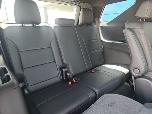 New 2026 Chevrolet Traverse Z71 AWD/4WD image 12