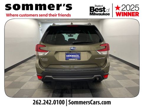 Certified 2023 Subaru Forester Premium image 4