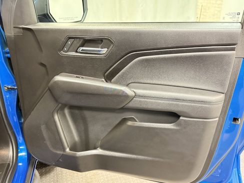 Used 2023 Chevrolet Colorado LT w/ LT Convenience Package image 16