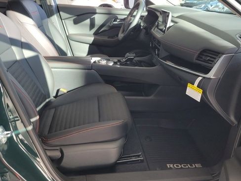 New 2026 Nissan Rogue SV image 9