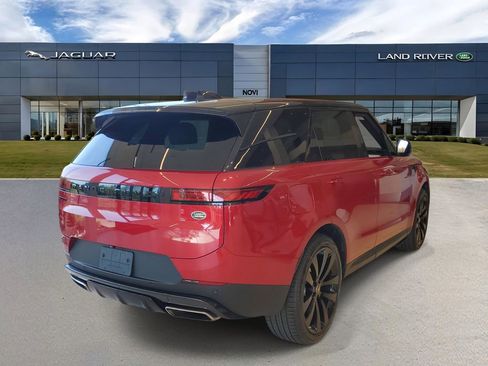 Used 2023 Land Rover Range Rover Sport SE AWD/4WD image 3