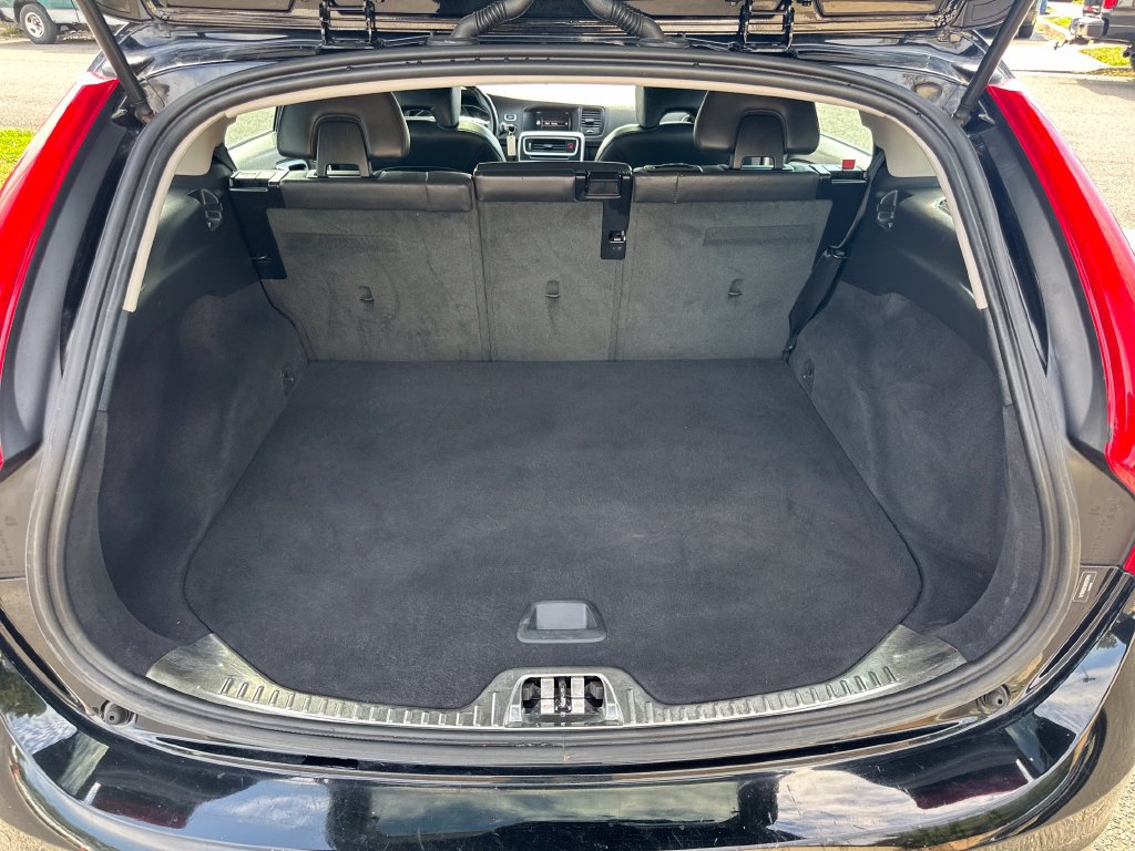 Used 2017 Volvo V60 T5 Premier FWD image 19