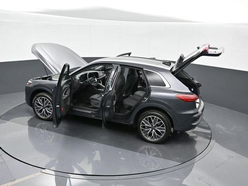 Used 2025 Audi Q5 Premium Plus w/ Premium Plus image 43