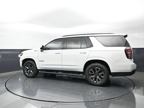 Used 2022 Chevrolet Tahoe Z71 w/ Luxury Package AWD/4WD image 2