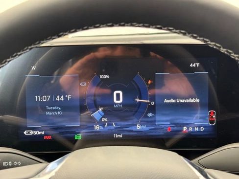 New 2026 Chevrolet Equinox EV LT AWD/4WD image 32