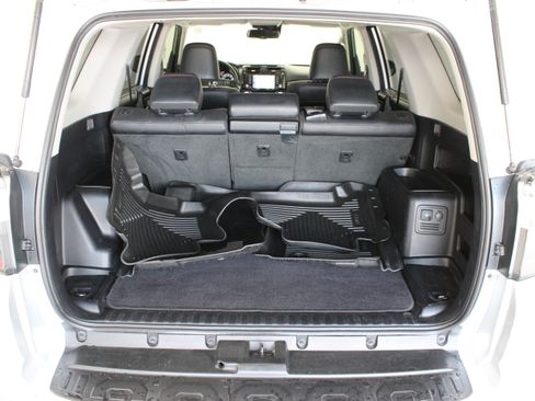 Used 2023 Toyota 4Runner TRD Off-Road Premium w/ Moonroof Package AWD/4WD image 34