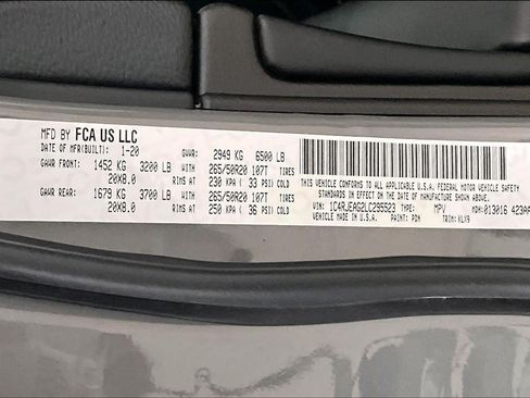 Used 2020 Jeep Grand Cherokee Altitude RWD image 32
