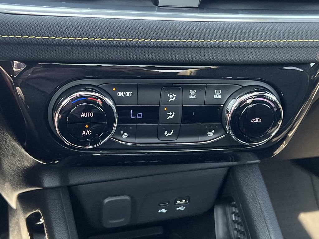 New 2026 Chevrolet TrailBlazer ACTIV w/ Convenience Package FWD image 17