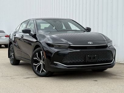 Used 2023 Toyota Crown XLE