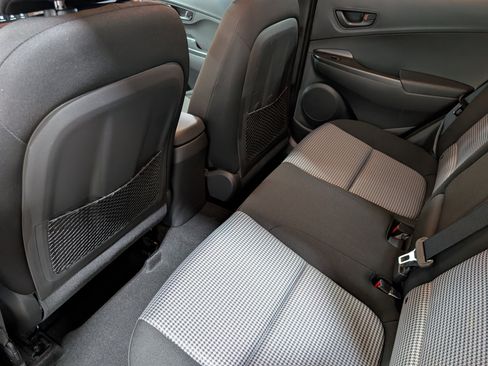 Used 2021 Hyundai Kona SEL w/ Cargo Package image 10