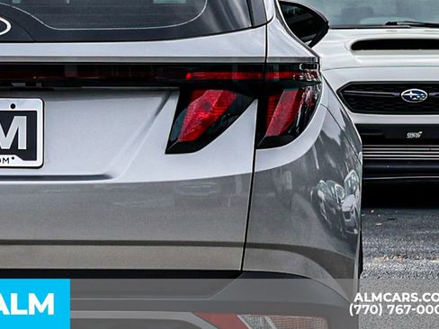 Used 2024 Hyundai Tucson SE image 14