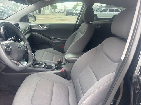 Used 2020 Hyundai Ioniq Blue image 9