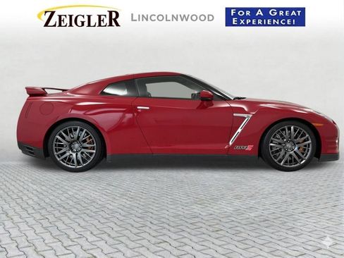 Used 2016 Nissan GT-R Premium AWD/4WD image 61