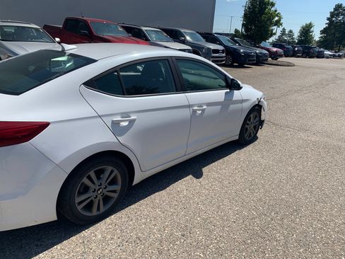 Used 2018 Hyundai Elantra SEL FWD image 5