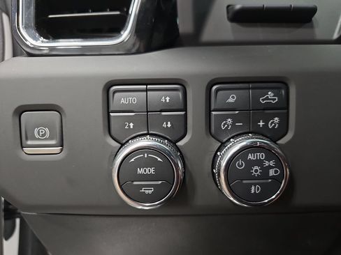 Certified 2023 GMC Sierra 1500 Denali Ultimate AWD/4WD image 28