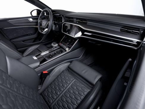 Used 2025 Audi RS 7 Performance image 53