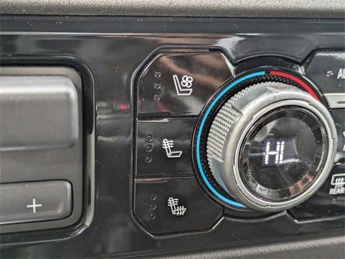 Used 2023 Chevrolet Silverado 1500 High Country w/ Technology Package image 23