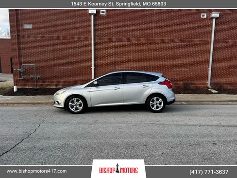 Used 2014 Ford Focus SE image 2