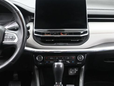 Used 2022 Jeep Compass Limited AWD/4WD image 25