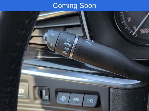 Used 2020 Cadillac XT6 Premium Luxury AWD/4WD image 27