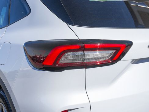 New 2026 Ford Escape ST-Line w/ Cold Weather Package image 18