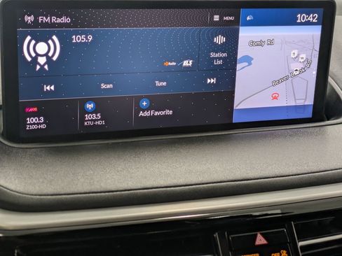 Used 2023 Acura MDX SH-AWD w/ Technology Package image 11