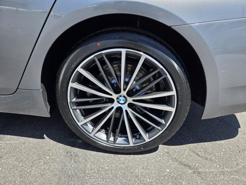 Used 2023 BMW 530i w/ Convenience Package RWD image 34