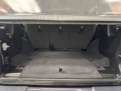 Used 2021 Jeep Wrangler Unlimited Sahara image 23