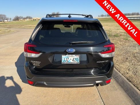 Used 2019 Subaru Forester Limited image 4