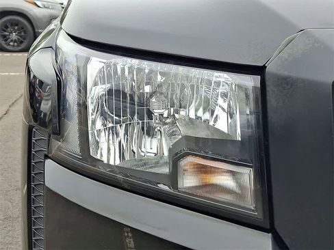 Used 2022 Nissan Frontier S w/ Graphics Package image 27