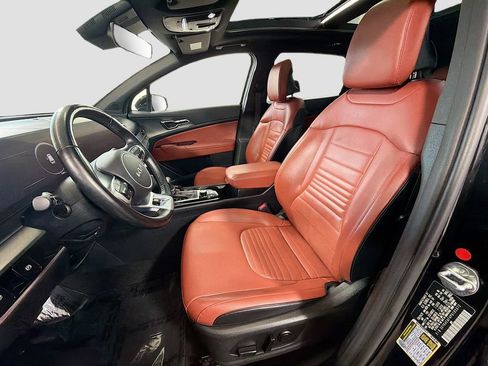 Used 2023 Kia Sportage SX image 23