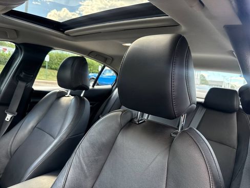 Used 2022 MAZDA MAZDA3 s AWD/4WD image 13