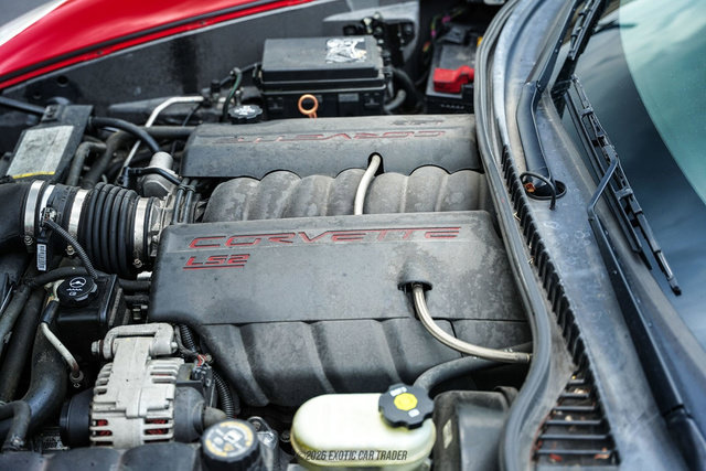Used 2006 Chevrolet Corvette Coupe w/ Preferred Equipment Group RWD image 22