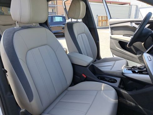 Certified 2023 Audi Q4 e-tron Premium w/ Convenience Package image 10