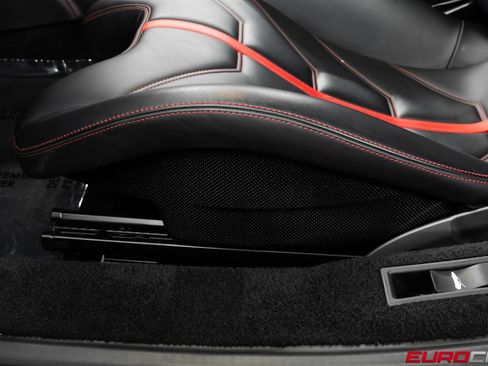 Used 2017 Ferrari 488 GTB RWD image 46