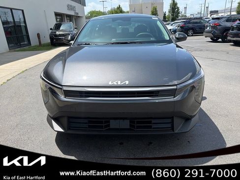 New 2026 Kia K4 FWD image 4