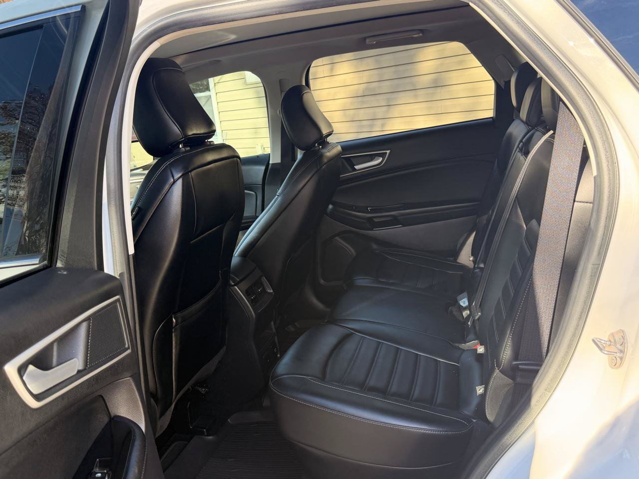 Used 2020 Ford Edge SEL w/ Convenience Package AWD/4WD image 22