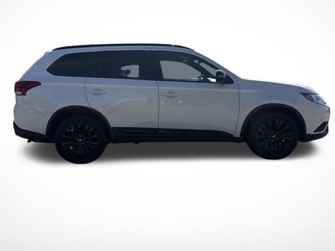 Used 2020 Mitsubishi Outlander LE AWD/4WD image 6