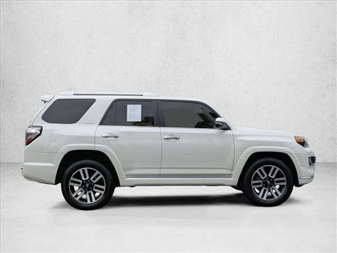 Used 2015 Toyota 4Runner Limited image 4