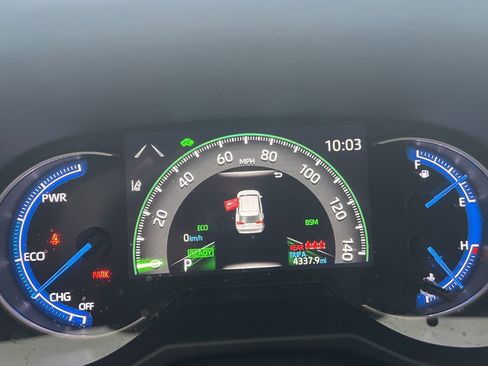 Used 2022 Toyota RAV4 Limited image 21