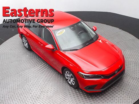 Used 2024 Honda Civic LX image 3