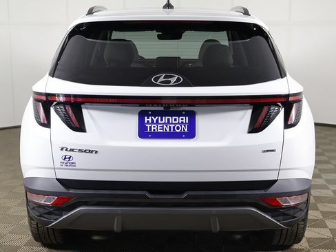 Used 2023 Hyundai Tucson Limited AWD/4WD image 17