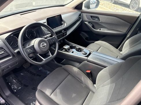 Used 2023 Nissan Rogue S AWD/4WD image 10
