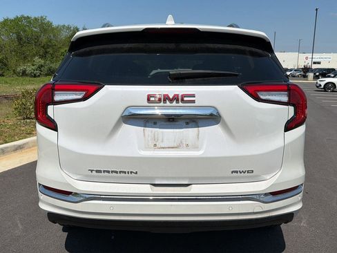 Used 2022 GMC Terrain Denali AWD/4WD image 2