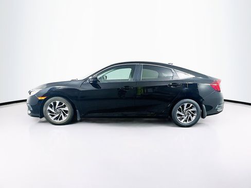 Used 2017 Honda Civic EX image 4
